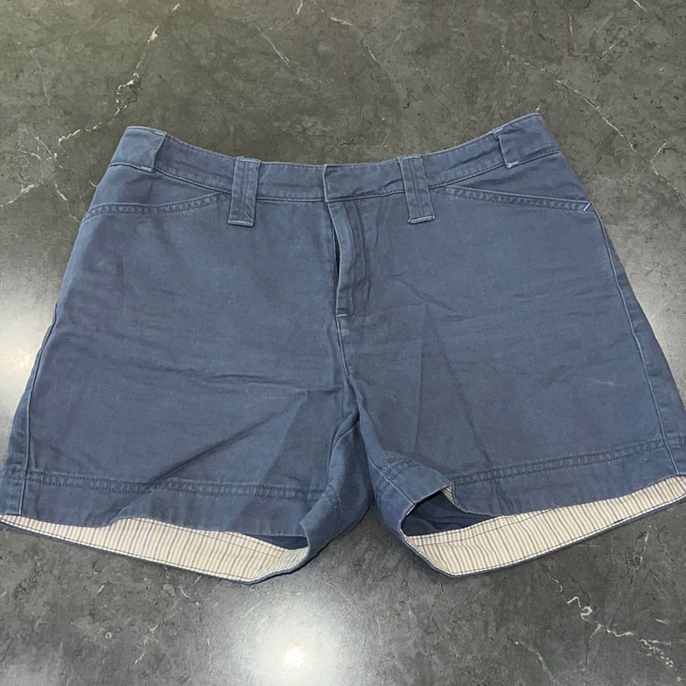 Natural Reflections shorts